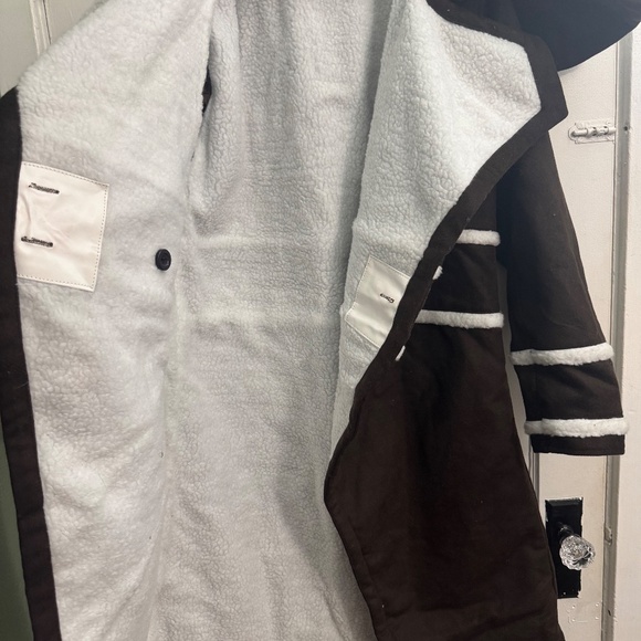 Coat from the movie The Holiday - Picture 4 of 9